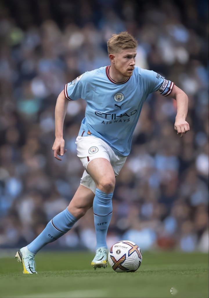 娄一晨谈斯卢茨基：他对自己的战术有近乎痴迷的坚持